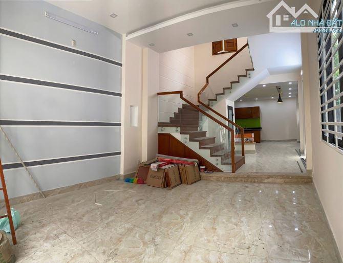 NHÀ KIÊN CỐ 3 TẦNG 2 MẶT KIỆT 3M HOÀNG DIỆU GIÁ TỐT - 5