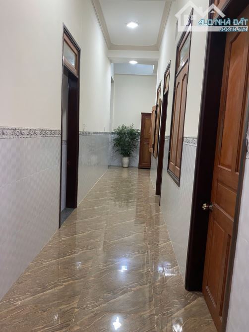 BÁN NHANH nhà 3 tầng, DT đất 200m2, MT Nguyễn Diêu, Quy Nhơn - 5