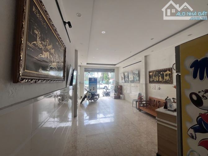 Bán gấp nhà mặt tiền Nguyễn Tri Phương – View công viên – Giá chỉ 17,5 tỷ! - 5