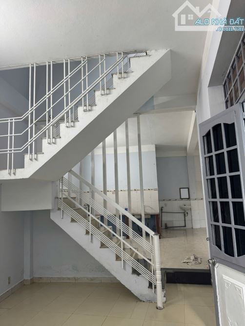 🎉🎉✅Nhà 2 tầng kiệt ôtô tải Nguyễn Văn Huề gần đường Yên Khê 2, gần các trường cấp - 5