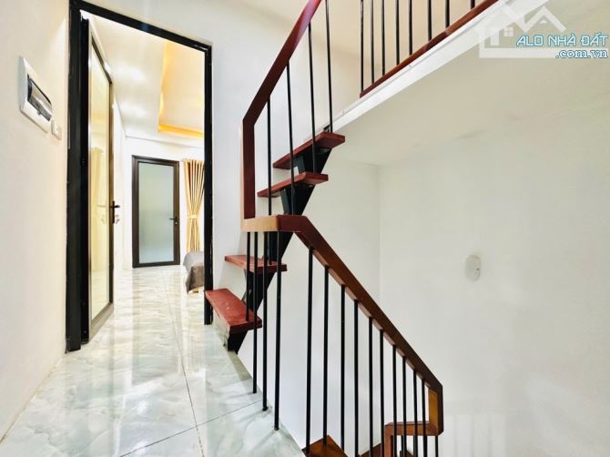 BÁN NHÀ PHỐ ĐÊ TÔ HOÀNG 27M2 NHÀ ĐẸP Ở NGAY CHỦ ĐỂ FULL NỘI THẤT- GIÁ 6.35 TỶ Thiết kế tần - 5