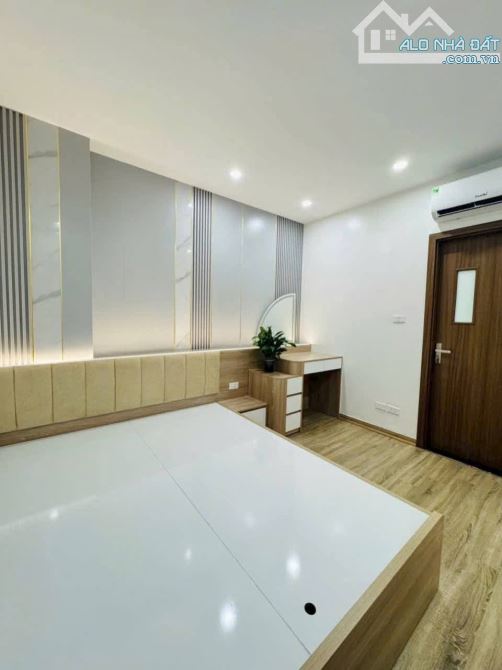 BÁN CĂN HỘ LÔ GÓC 109m², NỘI THẤT Full, CHUNG CƯ QUÂN ĐỘI, LONG BIÊN, HÀ NỘI, 5.29tỷ. - 5