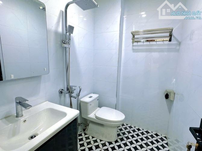 Siêu Đẹp - XUÂN THUỶ - CẦU GIẤY -35M x 6 TẦNG - THANG MÁY- FULL ĐỒ - Ô TÔ  CÁCH 20M . - 5