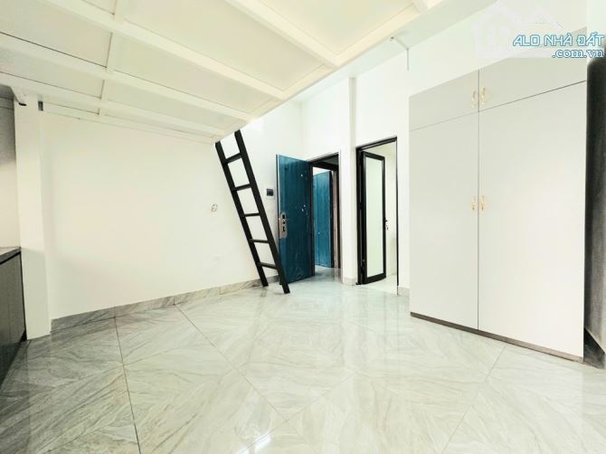 BÁN GẤP CĂN HỘ DỊCH VỤ 12 PHÒNG KHÉP KÍN DOANH THU 60tr/THÁNG GIÁ CHÀO NHỈNH 10 TỶ - 5