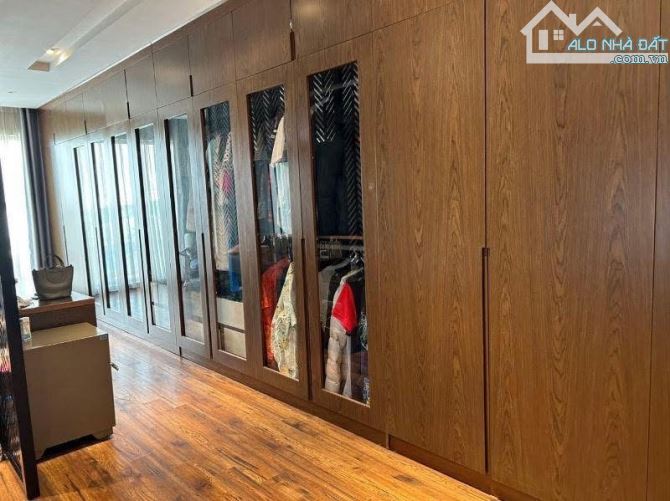 Bán Biệt Thự Phố Chùa Láng. Đống đa. Diện tích 121m. 5 tầng. Giá 44 tỷ - 5