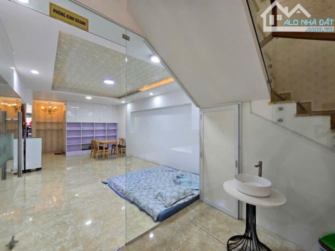 📌📌📌LÀM VIỆC TRỰC TIẾP GIÁ TỐT !!! bán nhà 3 tầng nguyễn hữu thọ - 5