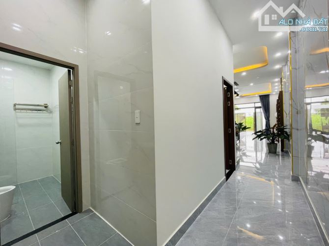 Bán Nhà 1 Trệt 1 Lầu 3 Phòng Ngủ Giáp Hóc Môn, 100m2, Sổ Hồng Riêng Hoàn Công - 5