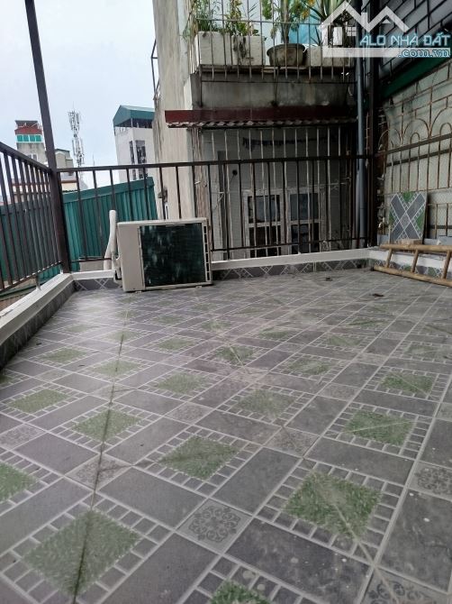 BÁN NHÀ KHÂM THIÊN ĐỐNG ĐA 28m 5Tầng Mt 3m GIÁ 5.7 TỶ NGÕ THÔNG KINH DOANH - 5