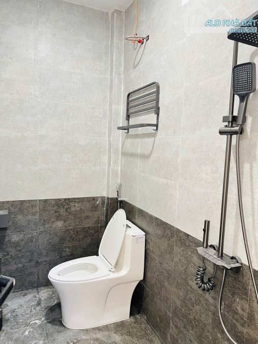 Nhà 2 tầng mặt tiền kiệt 149 Trần phú đối diện ủy ban phường- full nội thất- chỉ 3 tỷ 0xx - 6