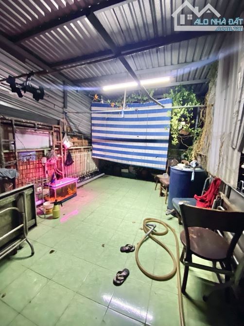 LÔ GÓC - 4 TẦNG ĐÚC - ĐIỆN BIÊN PHỦ-P.3-Q.3- DT: 3.2/4.6*11.7M- 6 TỶ 9 - 6
