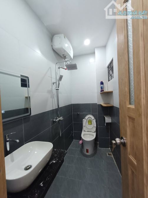 Bán gấp nhà đẹp oto  ngủ trong nhà Nguyễn Công Hoan - 6