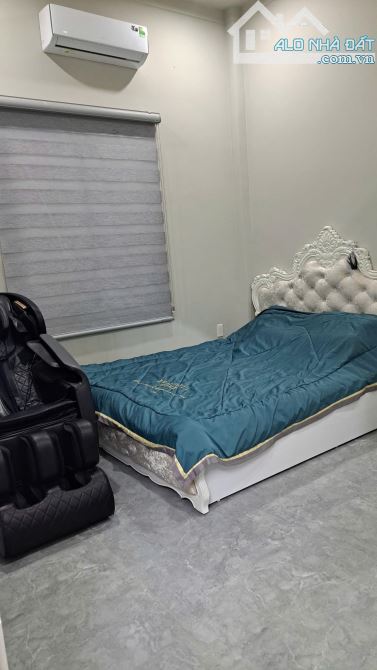 🏡 Nhà hẻm 128 Giải Phóng - Tân Lợi Nhà mua ở còn mới toanh.  🏕 Diện tích: 5×20m - 6