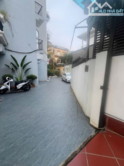 NHÀ ĐẸP THẠCH BÀN_LONG BIÊN:6 TẦNG_ LÔ GÓC_3 THOÁNG_2 Ô TÔ ĐỖ CỬA_GIÁ 8 TỶ 5  , - 6