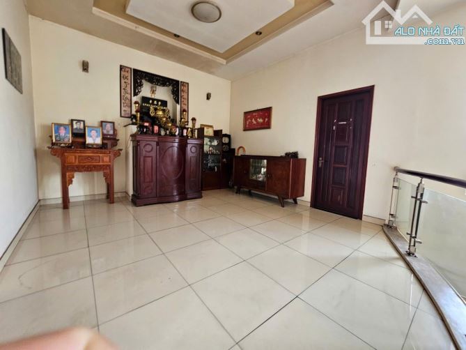 🏡 BIỆT THỰ - 379M2 - 2 TẦNG + SÂN THƯỢNG – TRUNG TÂM QUẬN 7 - CHỈ 26 TỶ - 6