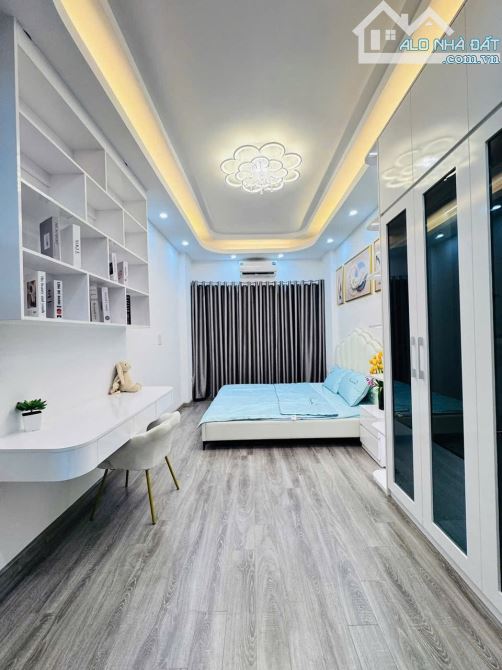Bán nhà lò đúc 26m ,5 Tầng, MT3.1m nhỉnh 8 tỷ - 6