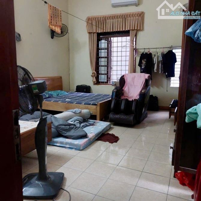 Nhà dân - Ngõ Nông - Lô góc - Mặt tiền rộng - 30M ra phố - Chỉ 7 đồng - 41M Full nội thất. - 6