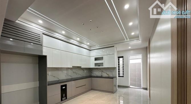 Bán nhà Tuyến 2 Lê Hồng Phong, Đằng Lâm, Hải An,  5 tầng, 60m2, 9,6 tỷ - 6