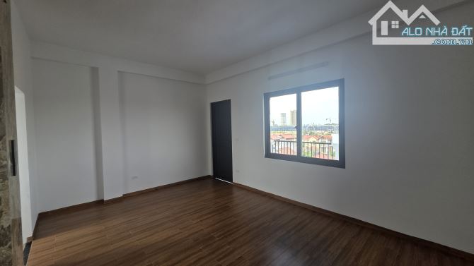 B.Á.N NHÀ GẦN LAI XÁ , THANG MÁY NHẬP,  SÁT SÂN CHƠI , 2 THOÁNG, Ở SƯỚNG  46M2, 7 TỶ 6 - 6