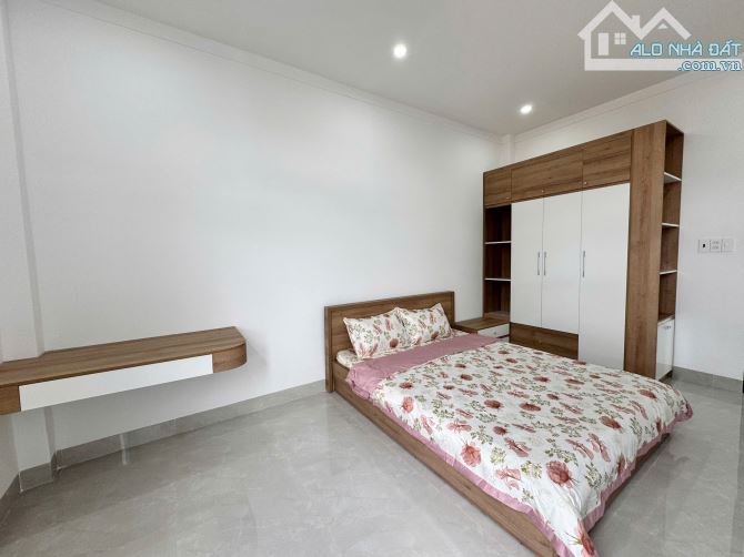 CĂN GÓC 2 MẶT TIỀN CẤP 1 Y WANG - PHƯỜNG EAKAO - 6