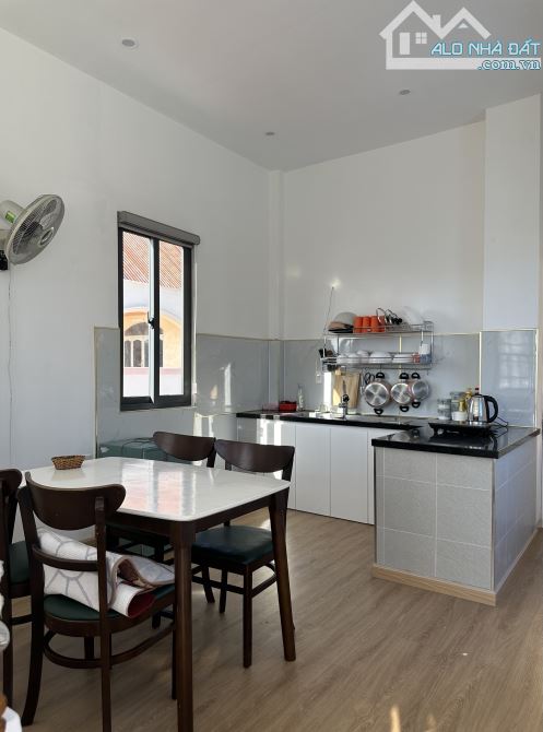 BÁN NHÀ 1 TRỆT 3 LẦU MỚI ĐẸP MẶT TIỀN BÀ TRIỆU, GẦN BÃI TRƯỚC, KD HOMESTAY 19 TRIỆU/THÁNG - 6