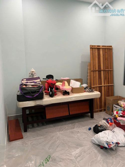Bán nhà 1 trệt 2 lầu hoàn công KDC, p.Bình Hòa, Tp.Thuận An chỉ 5 tỷ 3 TL M7551 - 6