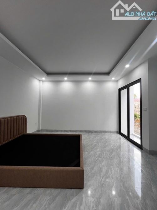 Chỉ có hơn 7 tỷ anh chị sở Hữu ngay căn nhà mới 6 tầng, thang máy , Phố Việt Hưng - 7