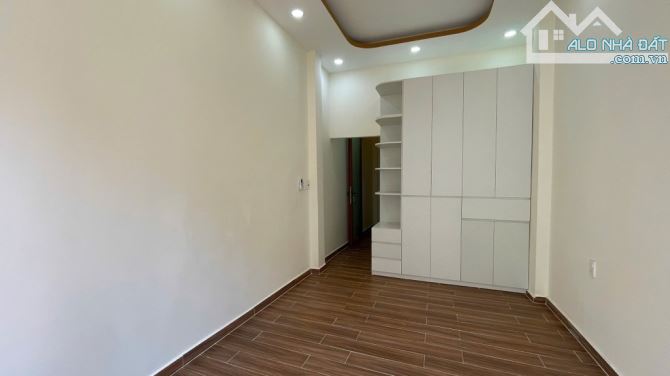 NHÀ MẶT 💵 KHU ĐƯỜNG SỐ RỘNG 8m Q4 - 3 TẦNG HOÀN CÔNG ĐỦ - 7