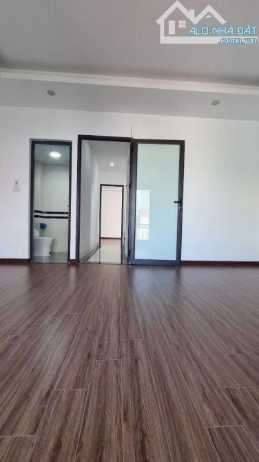 VÕ CHÍ CÔNG CẦU GIẤY 60m 6T MT5.5m 12 TỶ NHÀ ĐẸP THANG MÁY 8PN KHÉP KÍN - 7