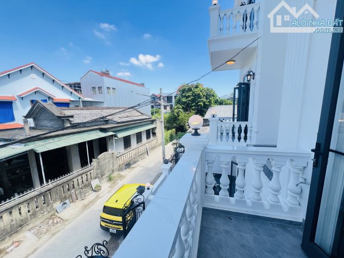 💥Nhà 3 tầng tân cổ điển kiệt ô tô Phạm Văn Đồng , TP Huế Full nội thất xịn - 7