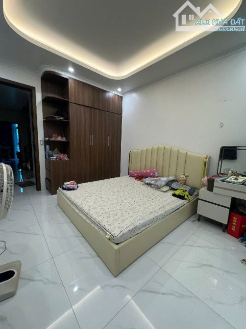 💥💥💥NHÀ ĐẸP  ĐỨC THẮNG  - 5 TẦNG THANG MÁY - GẦN  Ô TÔ TRÁNH - 7