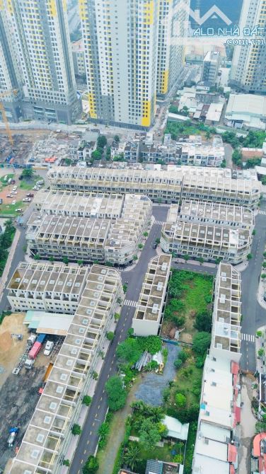 Nhà phố 4 tầng Bcons Uni Valley: Vừa ở, vừa kinh doanh sầm uất dưới chân 8.000 căn hộ - 5