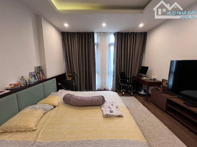 BÁN NHÀ NHÀ LÔ GÓC,PHÂN LÔ TRẦN QUANG DIỆU,65m2 x 7 TẦNG,THANG MÁY,KINH DOANH.TẶNG FULL NT - 7