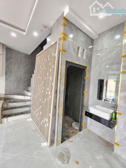 Bán nhà 2 mặt tiền chỉ 3,18 tỷ gần đường Thủ Khoa Huân p.Thuận Giao, Tp.Thuận An M6940 - 7