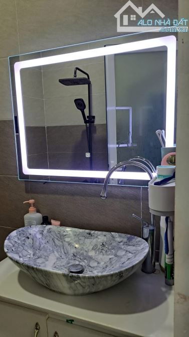 🏡 Nhà hẻm 128 Giải Phóng - Tân Lợi Nhà mua ở còn mới toanh.  🏕 Diện tích: 5×20m - 8