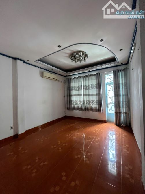 Nhà MTNB Bình Phú 1, P.10, Quận 6 | 4 x 18 | Trệt 2 Lầu ST | 4PN 5WC | Giá 18tr - 8