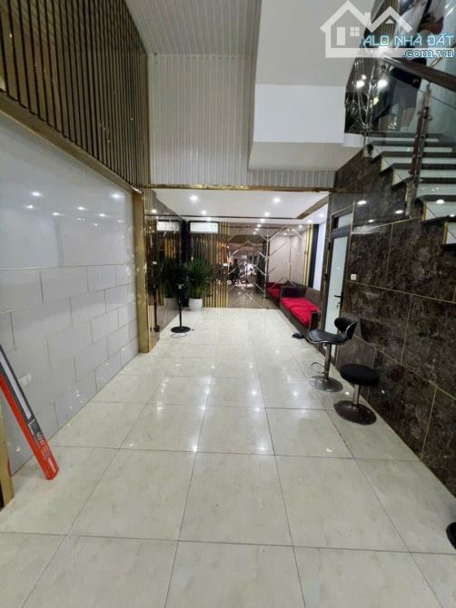 Bán nhà phân lô 60m ra mặt phố Nguyễn Chí Thanh ô tô vào nhà 5 tầng 45m2 mới tinh KD tốt - 8