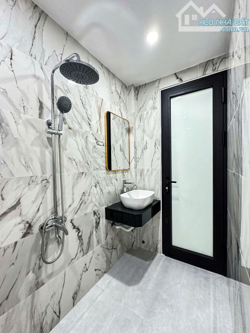 ‼️ MỞ BÁN SIÊU PHẨM NHÀ 3 TẦNG – Ô TÔ TẬN SÂN – SÂN VƯỜN RỘNG – CÁCH PHỐ TÂY LÊ LỢI CHỈ 1K - 8
