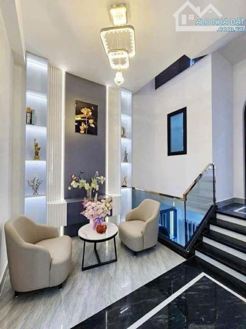 BÁN NHÀ MẶT TIỀN FULL NỘI THẤT PHỐ BIỂN NGUYỄN TẤT THÀNH - 8