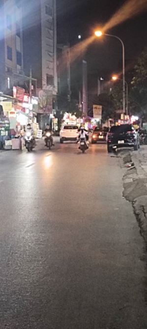 LÔ GÓC 3 MẶT TIỀN - MẶT PHỐ KINH DOANH DÒNG TIỀN ỔN ĐỊNH - Ô TÔ THÔNG TRÁNH-DT 152M, 24 Tỷ - 8