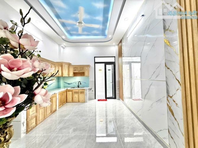 Xe hơi vào nhà, 1 sẹc Thới An 16, quận 12, 4x20m, nở hậu, nhỉnh 6 tỷ - 8
