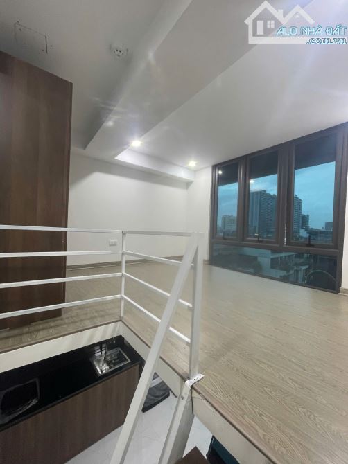 Cho Thuê CCMN 639 Hoàng Hoa Thám Ba Đình 30m2 Gác Xép Cửa Sổ Ban Công Thang Máy Giặt Riêng - 8