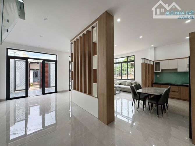 CĂN GÓC 2 MẶT TIỀN CẤP 1 Y WANG - PHƯỜNG EAKAO - 8