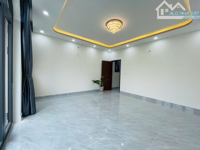 Bán Nhà 1 Trệt 1 Lầu 3 Phòng Ngủ Giáp Hóc Môn, 100m2, Sổ Hồng Riêng Hoàn Công - 8
