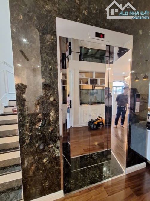 Biệt thự đẳng cấp 5 tầng, khu đô thị Himlam, Quận 7. DT 200m2, ngang 10m, thang máy nhập. - 8