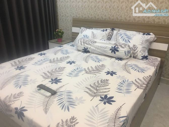 CHO THUÊ CĂN HỘ FULL NỘI THẤT QUẬN 3 - 8