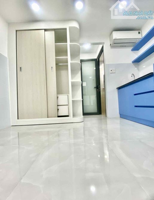 Quận 10,hẻm xe hơi,giá 4,35 tỷ,dt:4,5mx4,5m - 9