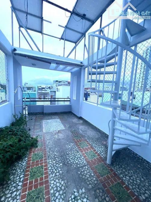 Quận 11-Nhà đẹp-Đường nhựa 8M-Tiện KD-Sát MT Lạc Long Quân-P3-40m2-5tầng-4PN - 9