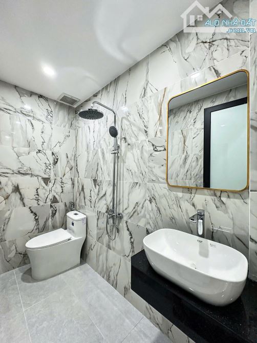‼️ MỞ BÁN SIÊU PHẨM NHÀ 3 TẦNG – Ô TÔ TẬN SÂN – SÂN VƯỜN RỘNG – CÁCH PHỐ TÂY LÊ LỢI CHỈ 1K - 9