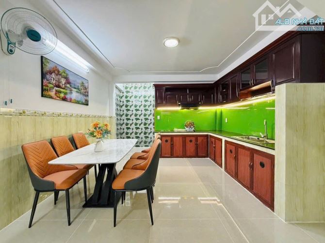 💥 5,95 TỶ - 60M2 - 4 x 15M - 3 TẦNG  ĐÚC - HẺM 4M - ĐI BỘ RA CHỢ THẠCH ĐÀ - P.14 - GÒ VẤP - 9