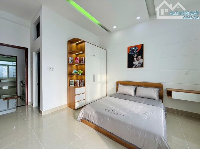 BÁN NHÀ 3LẦU, 3pn- PHẠM VĂN CHIÊU, P14, GÒ VẤP--giá 5.95TỶ - 9